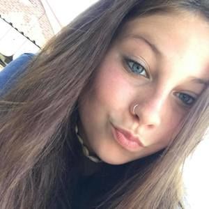 Meet your Posher, Halee